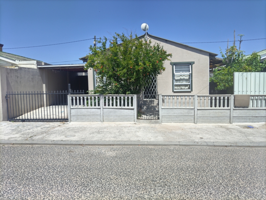 3 Bedroom Property for Sale in Bell Glen Western Cape